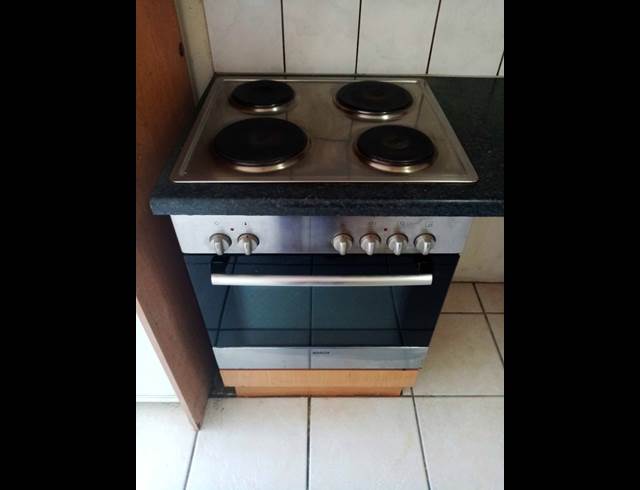 0 bed property to rent in WOODSTOCK