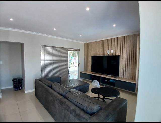 4 BEDROOM HOUSE TO LET IN TWEESPRUIT ESTATE
