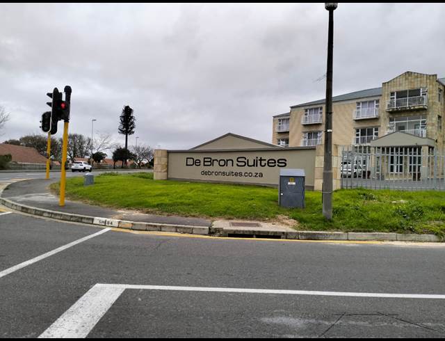 660M² SHOWROOM TO LET IN VREDEKLOOF HEIGHTS