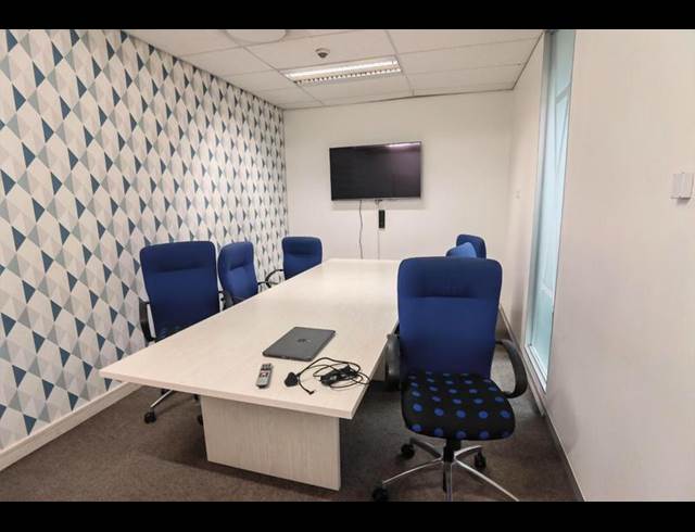 BUSINESS PROPERTY TO RENT IN MENLYN