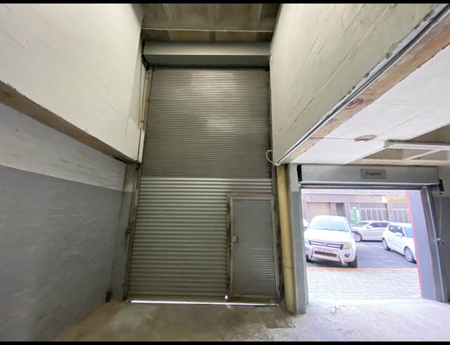 2,019M² STORAGE UNIT TO LET IN CAPE TOWN CITY CENTRE