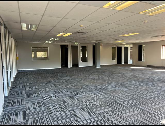 309M² OFFICE TO LET IN ILLOVO