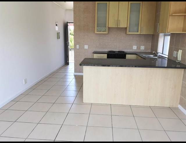 2 BEDROOM PROPERTY TO RENT IN TABLE VIEW