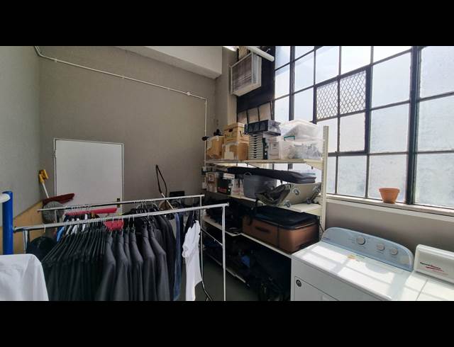 180M² MINI FACTORY TO LET IN SALT RIVER