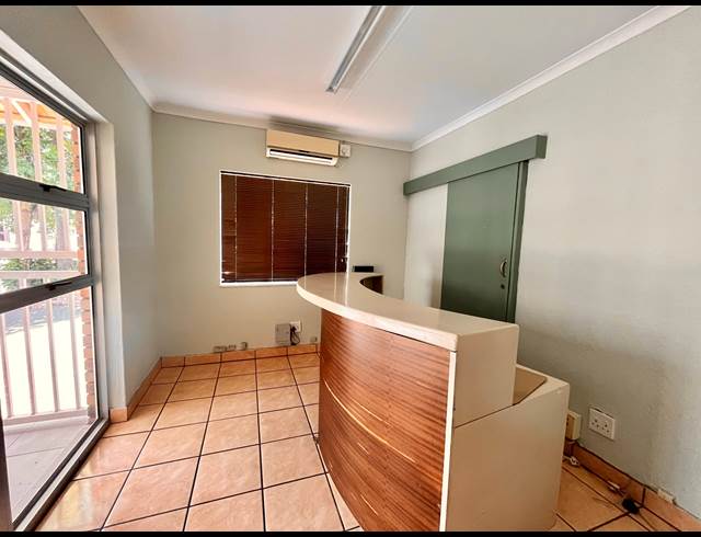 75M² OFFICE TO LET IN SONHEUWEL