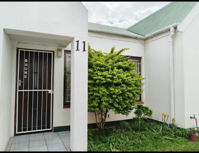 2 bed property to rent in WORCESTER CENTRAL