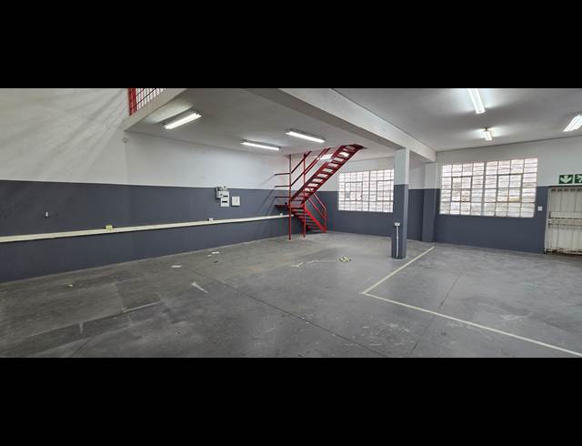 413M² WAREHOUSE TO LET IN KYA SANDS