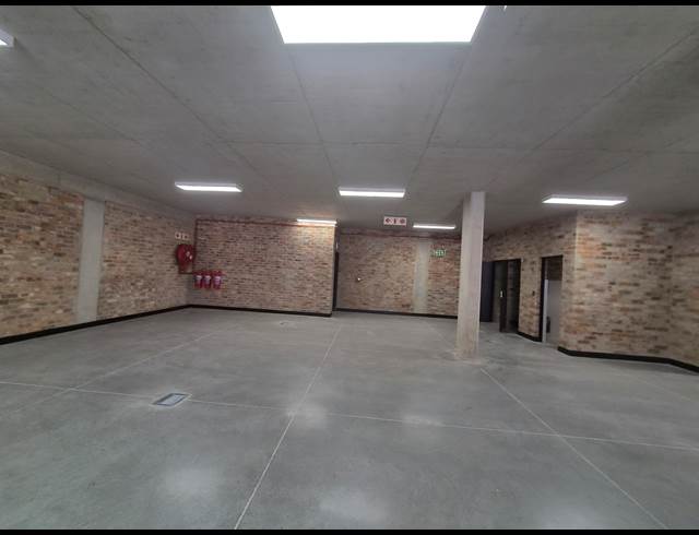382.80M² WAREHOUSE TO LET IN RIVERSANDS