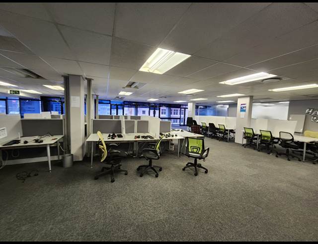 2,172M² OFFICE TO LET IN CAPE TOWN CITY CENTRE