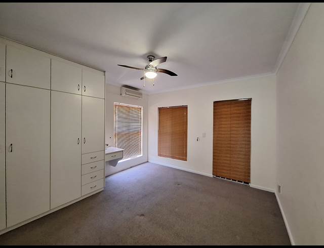 2 bed property to rent in LANGERUG