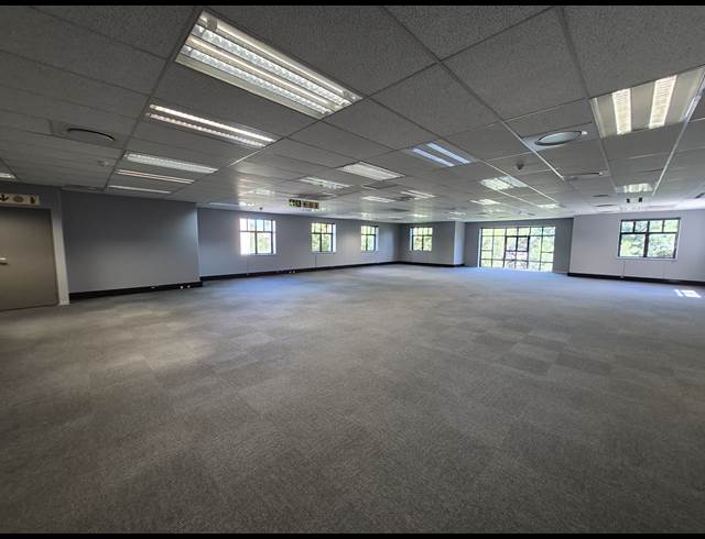 474M² OFFICE TO LET IN SANDTON CENTRAL