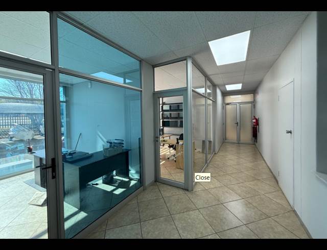100M² OFFICE TO LET IN TULISA PARK