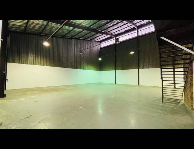 406M² WAREHOUSE TO LET IN ROBERTVILLE