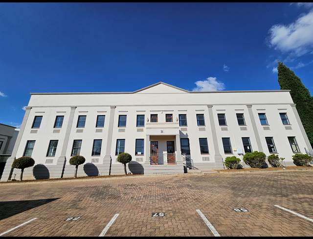 1,561M² WAREHOUSE TO LET IN RANDJESPARK