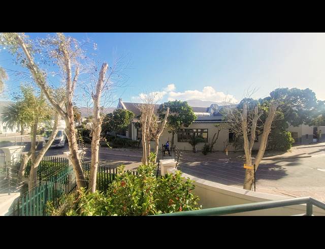 230M² OFFICE TO LET IN TOKAI