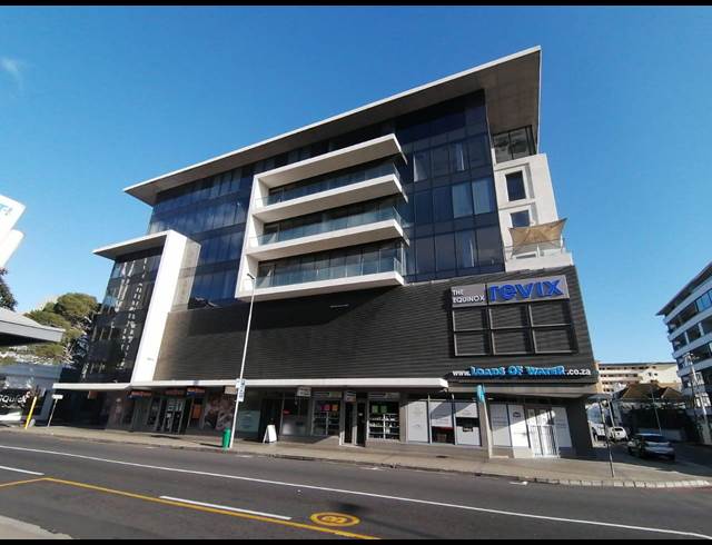 640M² OFFICE TO LET IN SEA POINT
