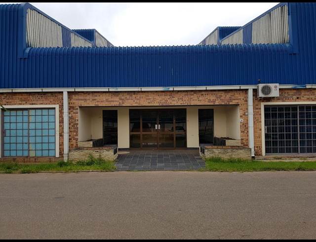 1,500M² WAREHOUSE RENTED IN AMALGAM