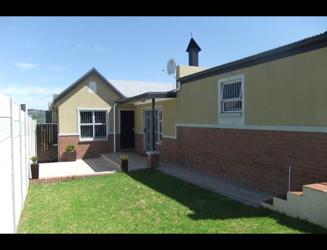 3 bed property to rent in BRACKENFELL SOUTH