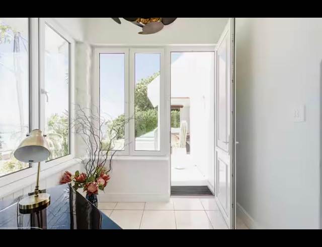 2 BEDROOM DETACHED TO LET IN GREEN POINT
