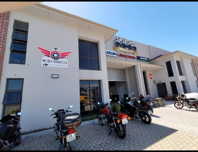 533M² WAREHOUSE TO LET IN STIKLAND