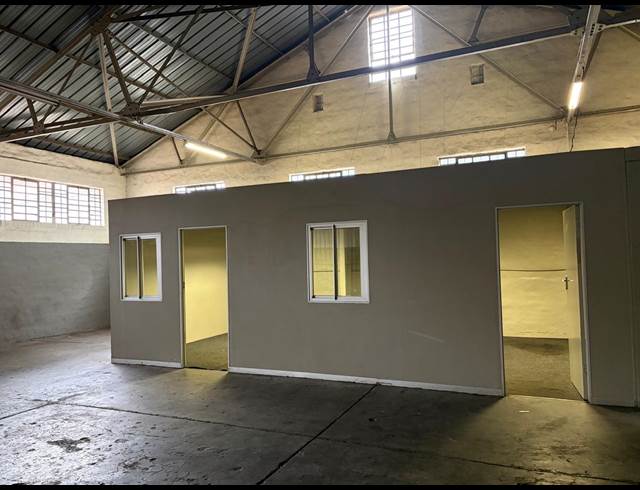 238M² WAREHOUSE TO LET IN CITY DEEP