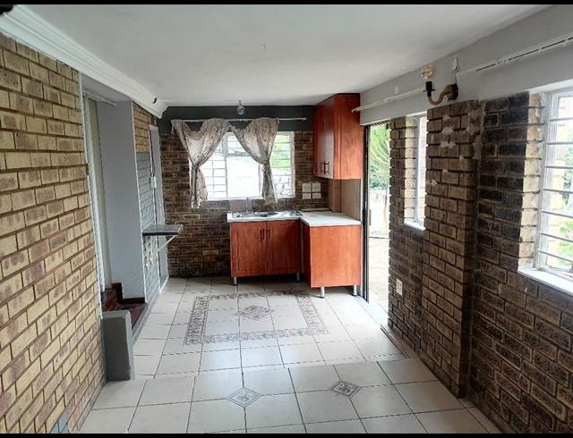1 bed property to rent in OAKDENE