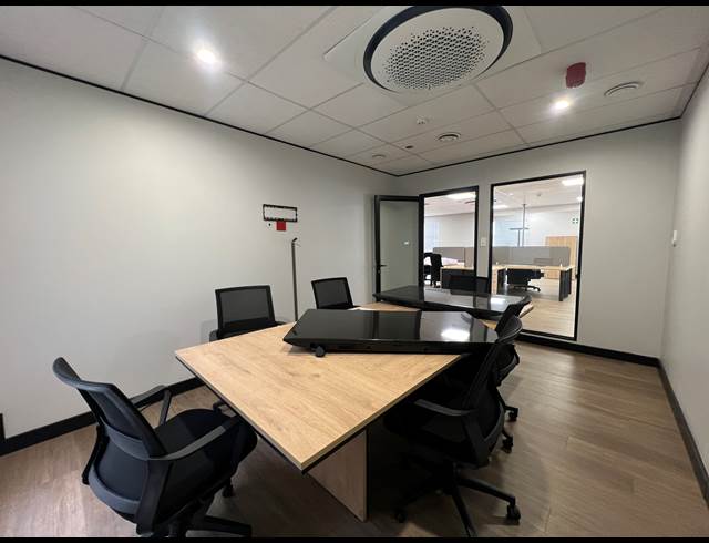 246M² OFFICE TO LET IN CENTURION CENTRAL