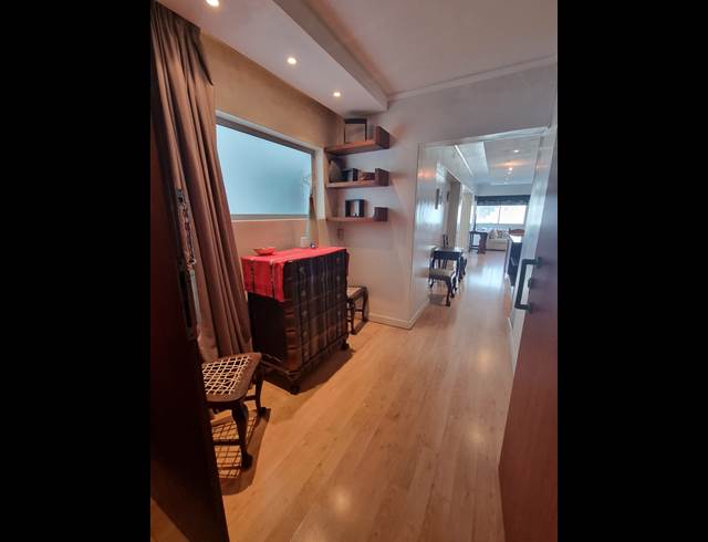 2 bed property to rent in SEA POINT