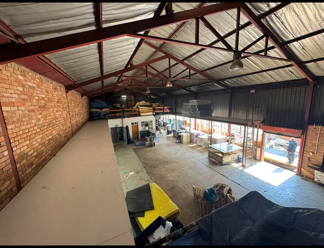 885M² WAREHOUSE TO LET IN AMALGAM