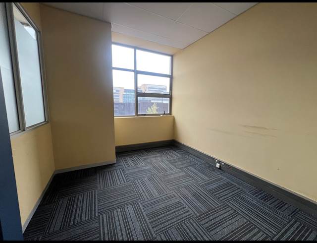 564M² OFFICE TO LET IN ROSEBANK