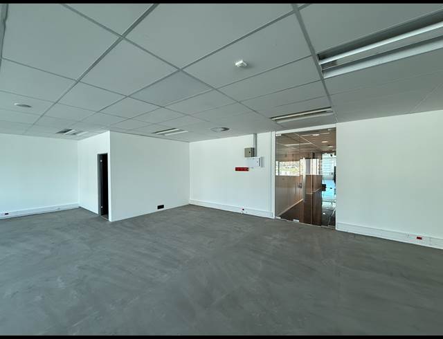 263M² OFFICE TO LET IN FORESHORE