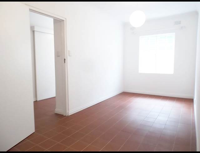 2 bed property to rent in SCHOTSCHE KLOOF