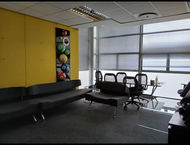 324M² OFFICE TO LET IN UMHLANGA RIDGE