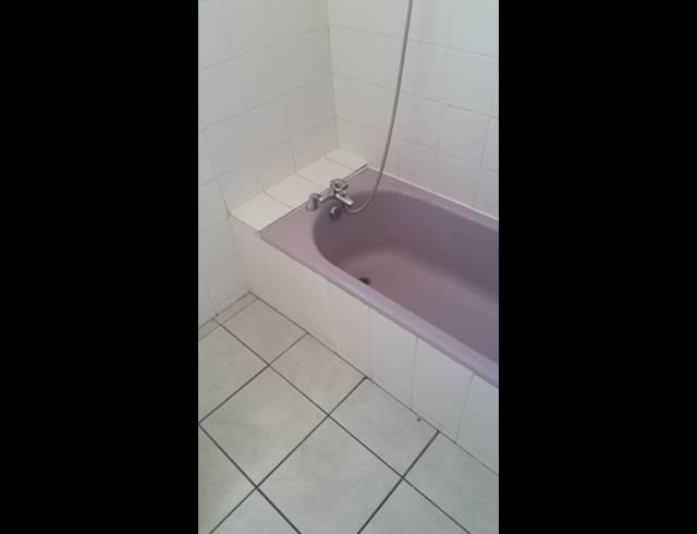 2 bed property to rent in OBSERVATORY