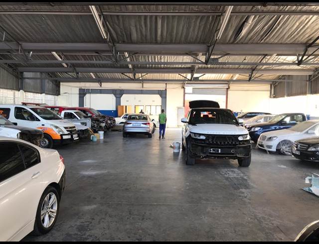 863M² WAREHOUSE TO LET IN KEW