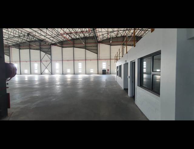 6,420M² WAREHOUSE TO LET IN AIRPORT INDUSTRIA