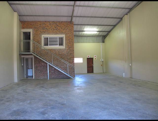 200M² MINI FACTORY TO LET IN BALLITO CENTRAL