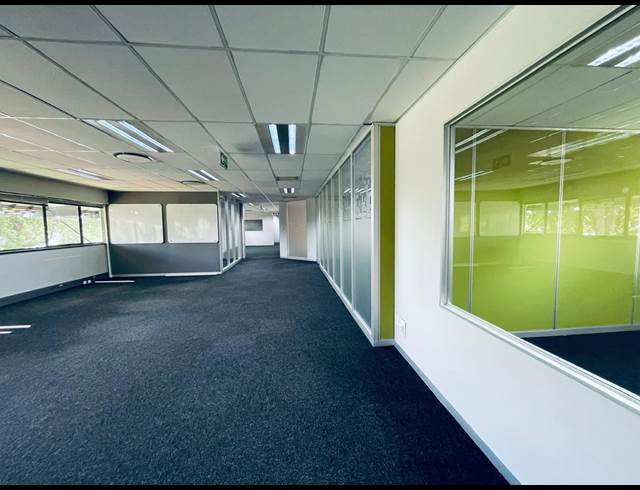 517M² OFFICE TO LET IN RANDJESPARK