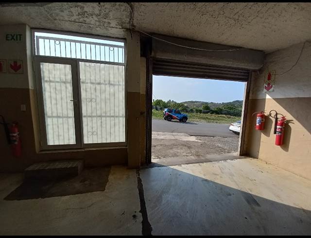 342M² WAREHOUSE TO LET IN EAST LONDON CENTRAL