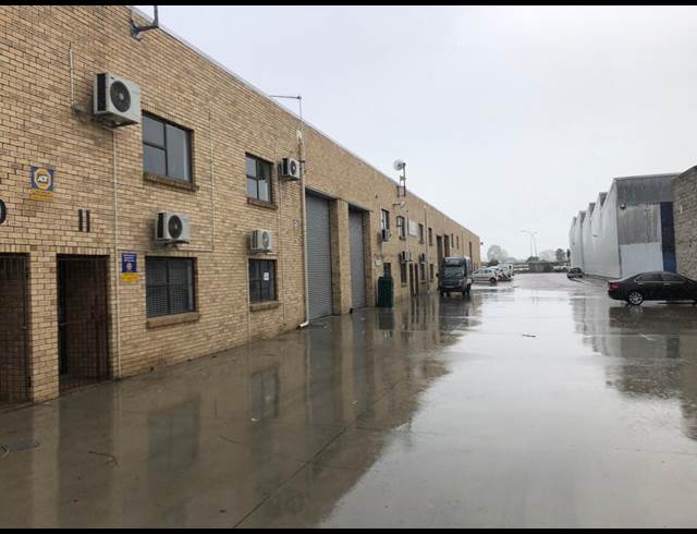 580M² WAREHOUSE TO LET IN BELLVILLE SOUTH