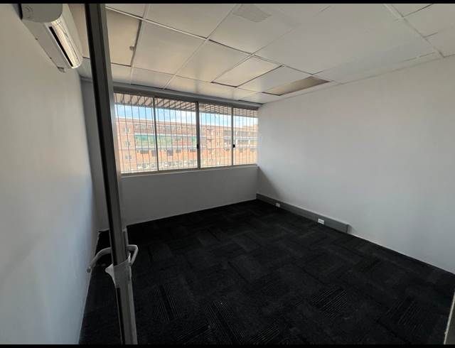 1,206M² OFFICE TO LET IN WINDERMERE