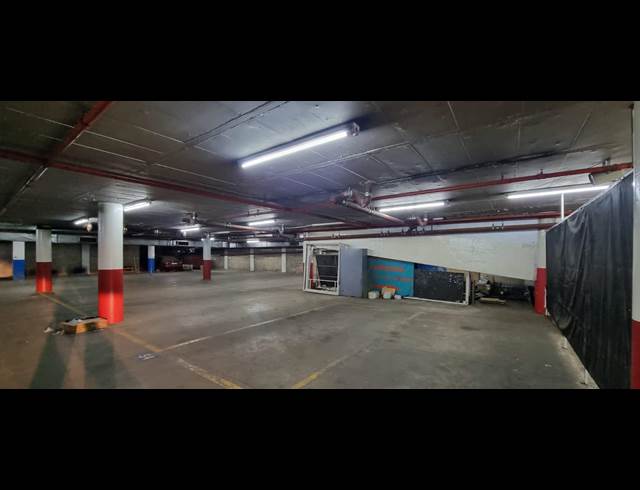 5,100M² WAREHOUSE TO LET IN LA ROCHELLE