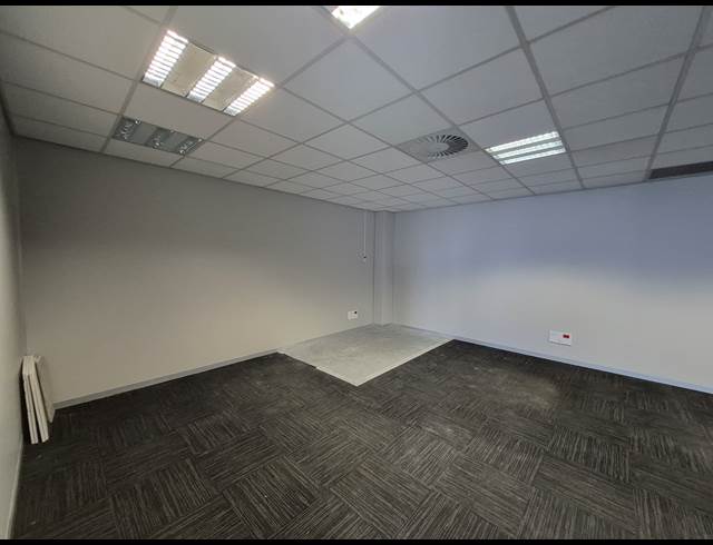 187M² OFFICE TO LET IN SANDTON CENTRAL