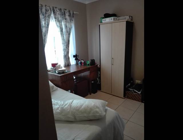 2 bed property to rent in DURBANVILLE