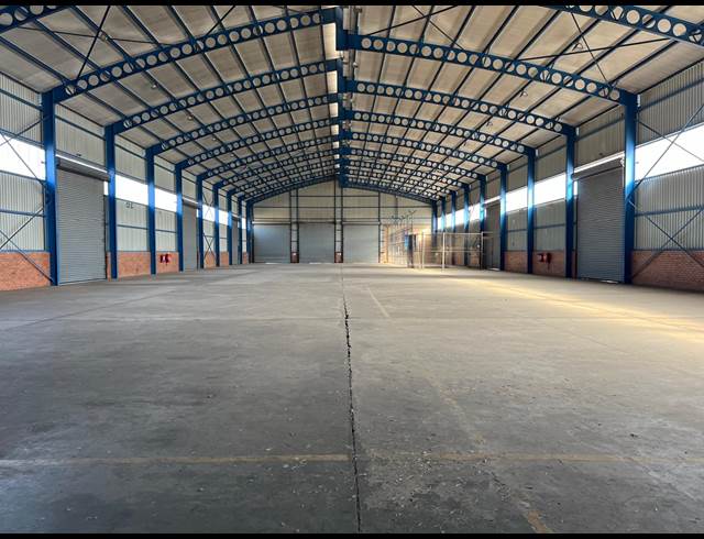 2,315M² WAREHOUSE TO LET IN ELANDSHAVEN