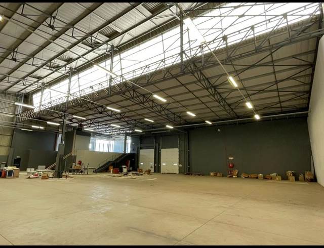 INDUSTRIAL PROPERTY TO RENT IN LOUWLARDIA