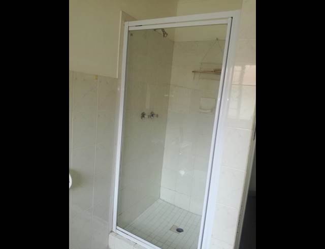 2 BEDROOM PROPERTY TO RENT IN WILLOW PARK MANOR