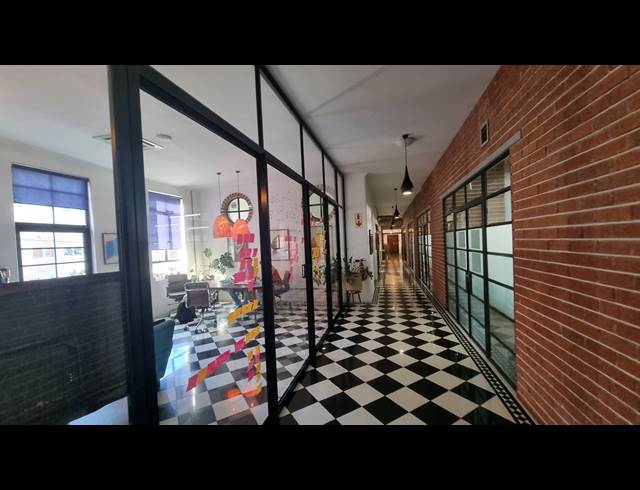 603M² OFFICE TO LET IN WOODSTOCK