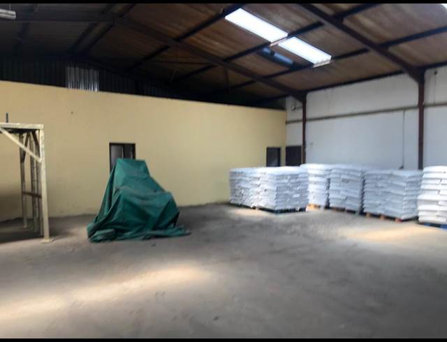 375M² WAREHOUSE TO LET IN BOKSBURG EAST