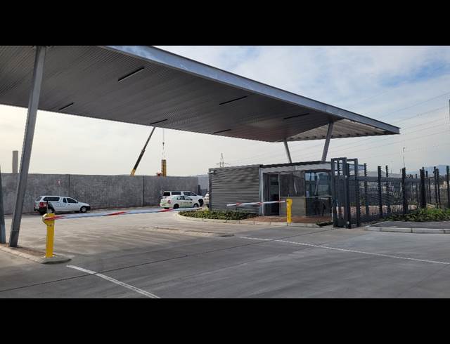 2,831M² WAREHOUSE TO LET IN BLACKHEATH INDUSTRIAL